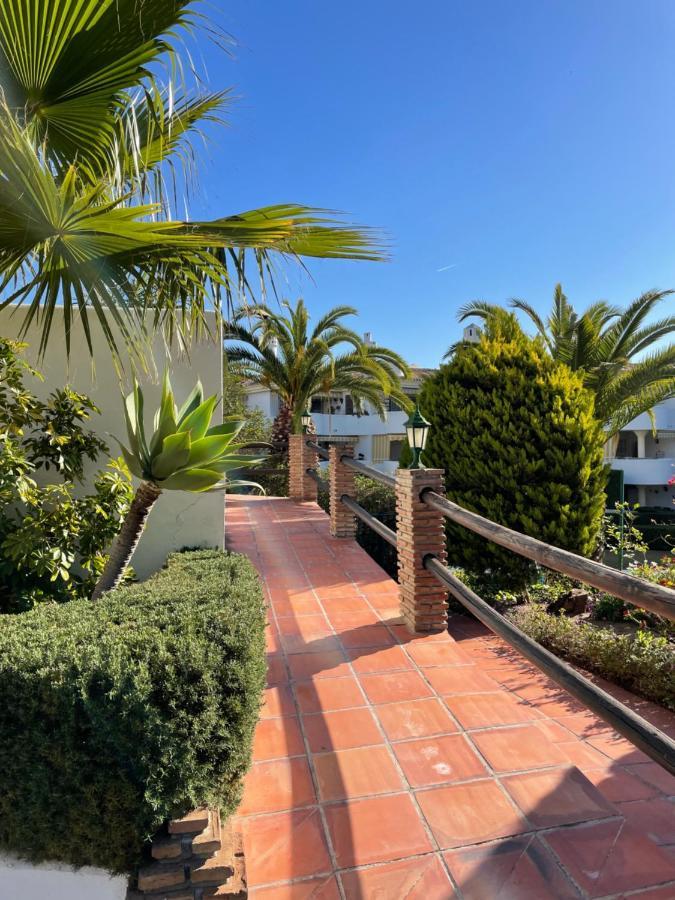 Jardines Apartment Sitio de Calahonda ภายนอก รูปภาพ