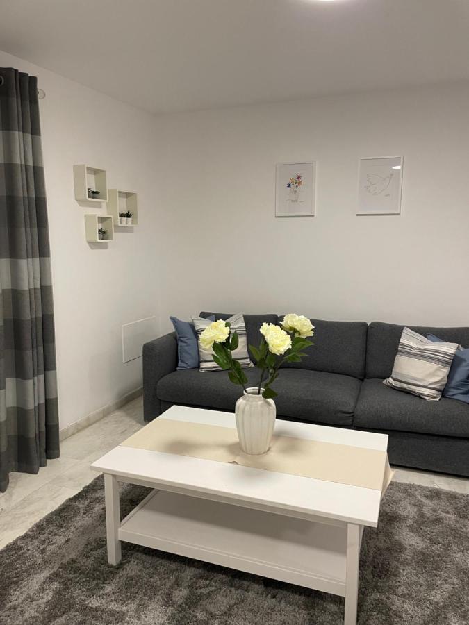 Jardines Apartment Sitio de Calahonda ภายนอก รูปภาพ