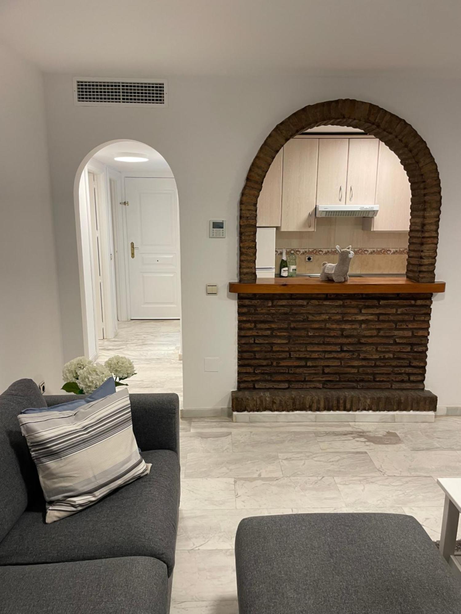 Jardines Apartment Sitio de Calahonda ภายนอก รูปภาพ