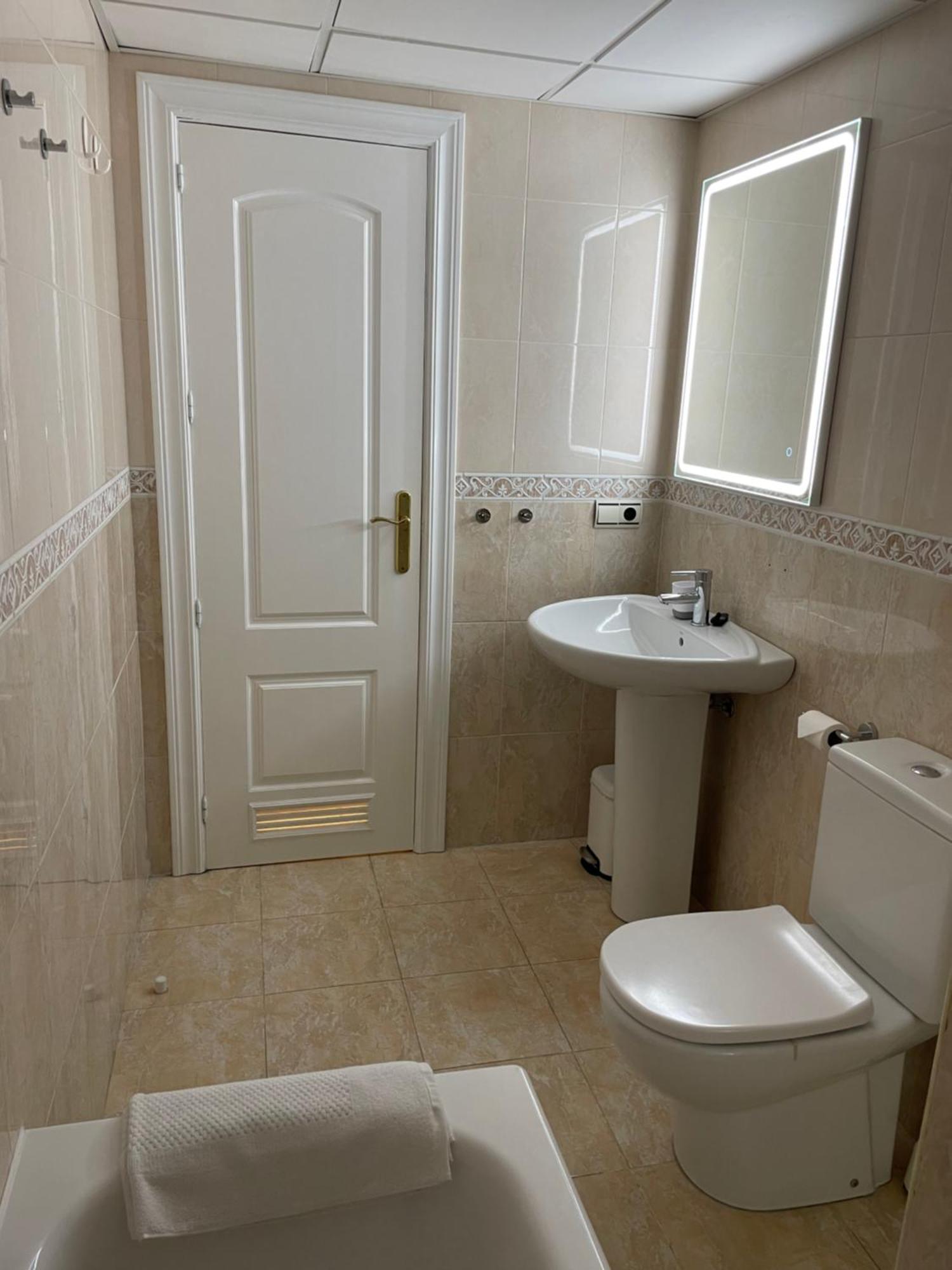 Jardines Apartment Sitio de Calahonda ภายนอก รูปภาพ