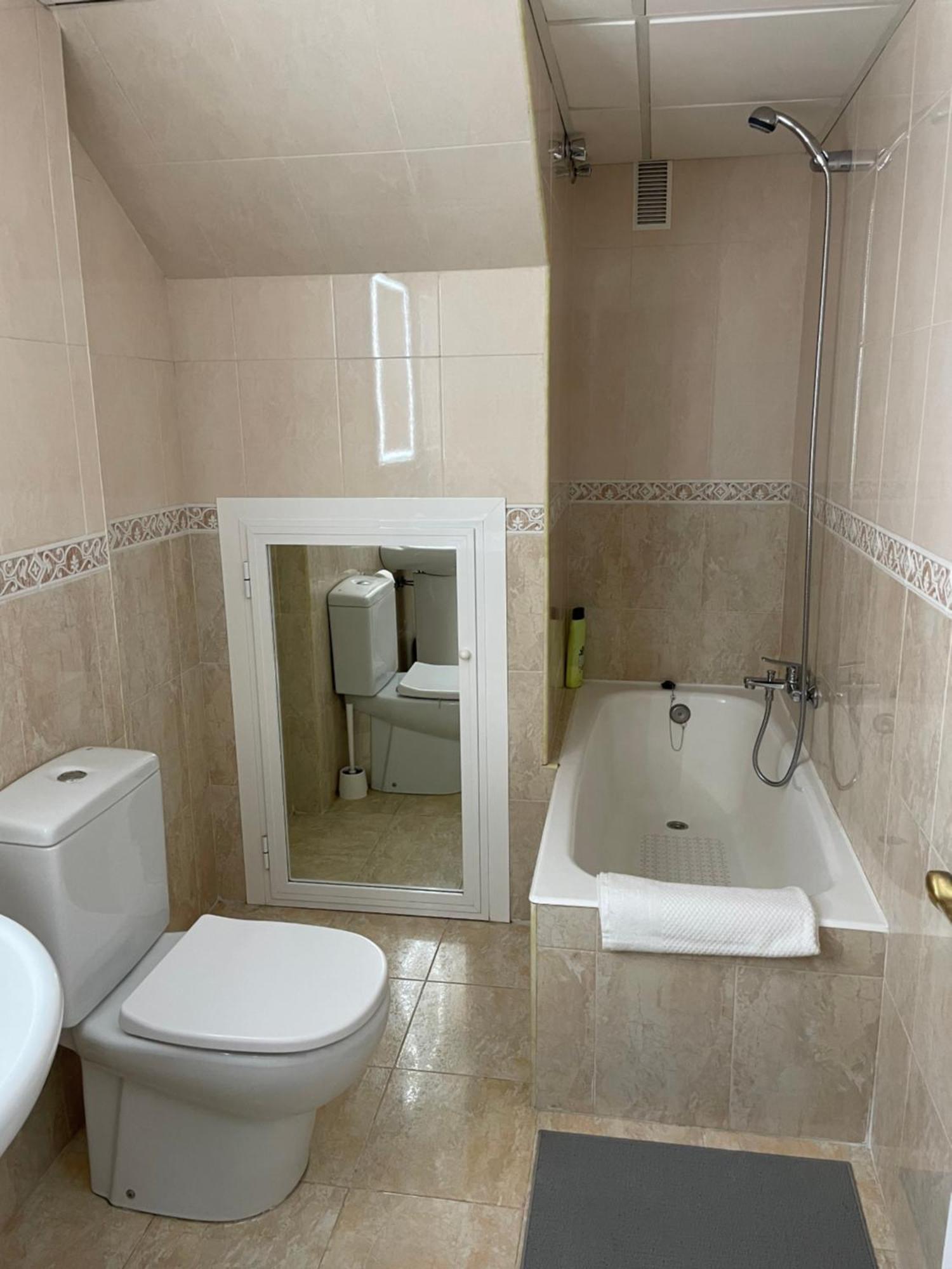 Jardines Apartment Sitio de Calahonda ภายนอก รูปภาพ